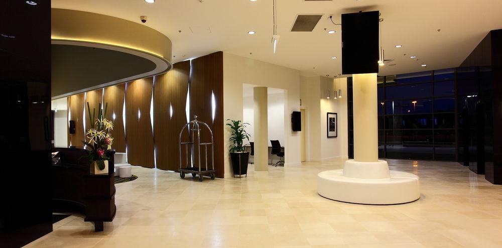Novotel Brisbane Airport Экстерьер фото